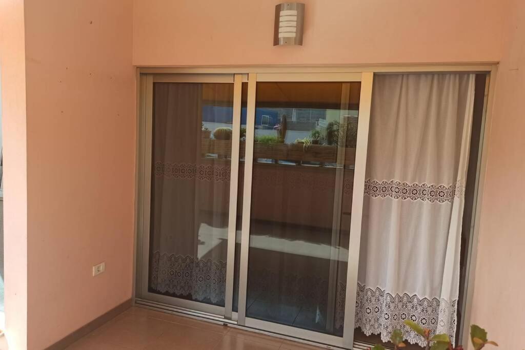 Spacious Apartment Just Few Steps Of The Ocean In La Caleta Costa Adeje  Exterior foto